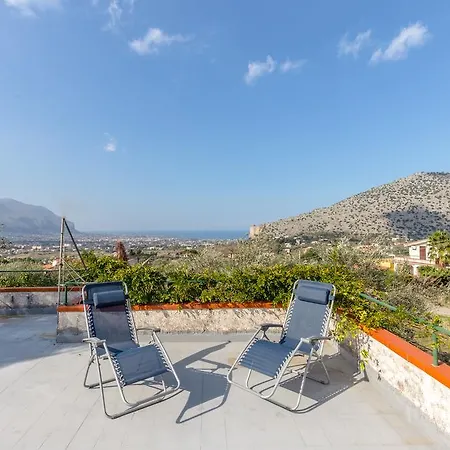 펜션 Violetta 카리니